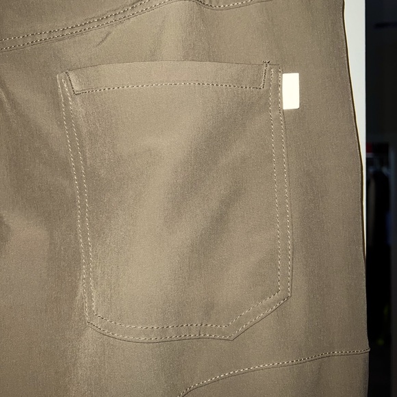 Magellan Outdoor Men’s cool stretch material pants - Picture 2 of 3